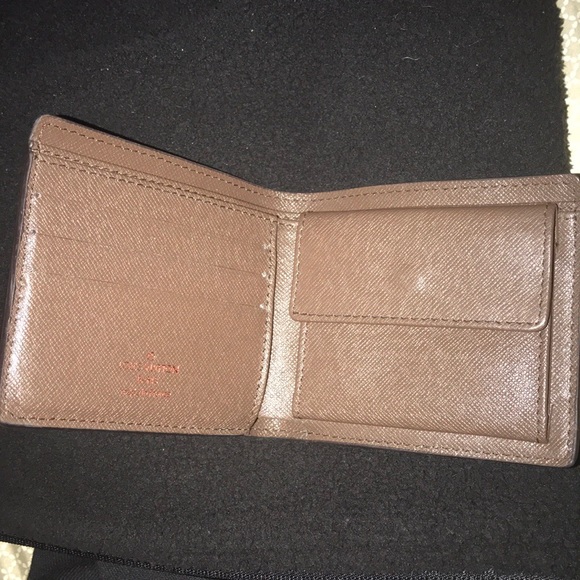 Louis Vuitton Mens Wallet - Picture 3 of 4
